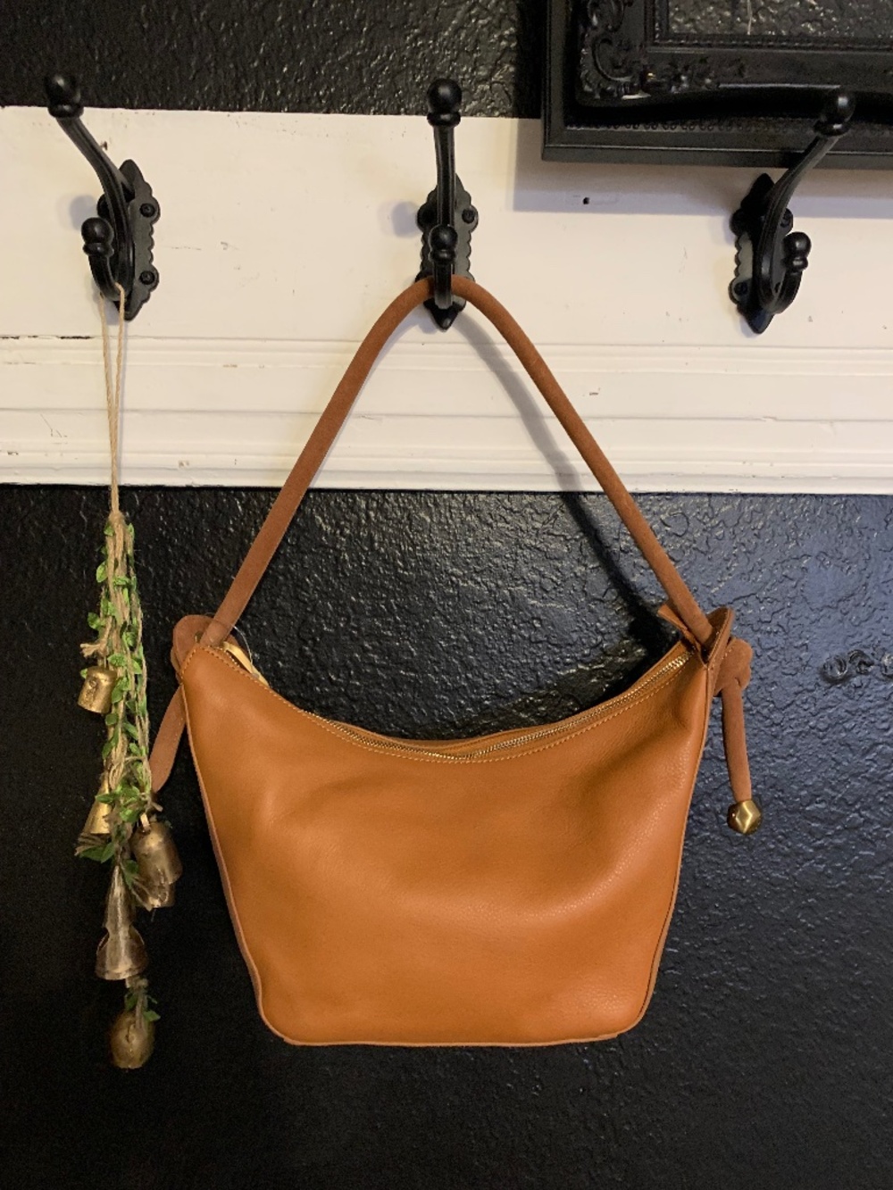 Cute Tan leather casual bag- pebbled leather with suede on bottom Antonio Melani